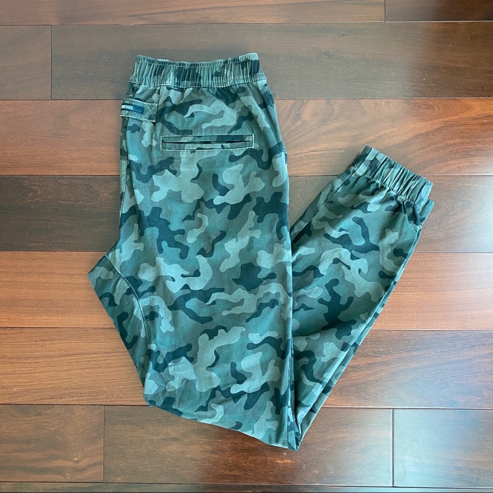 🐊Camou joggers 🏃‍♂️